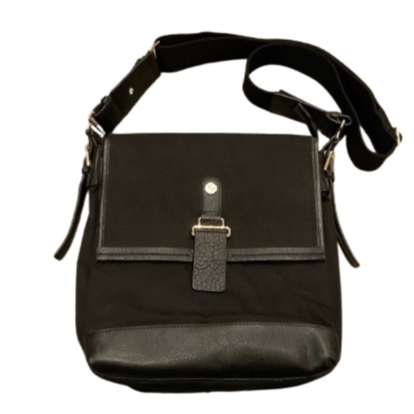 GIORGIO ARMANI  Messenger Bag Black - Picture 1 of 16